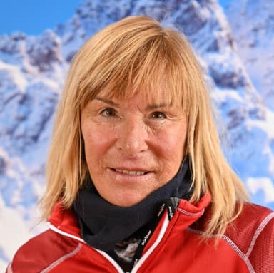 JOELLE MOUNIER
